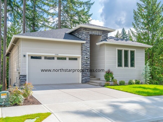Building Photo - Tranquil Elevated Design in Tigard