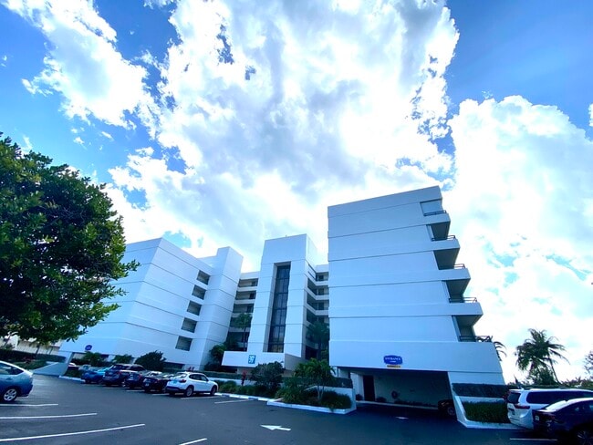 Building Photo - 3555 S Ocean Blvd