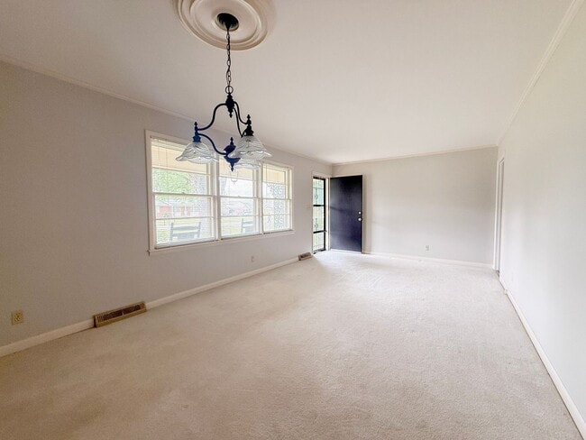 Building Photo - 3-Bedroom Home with Spacious Yard, Storage Shed & Natural Light