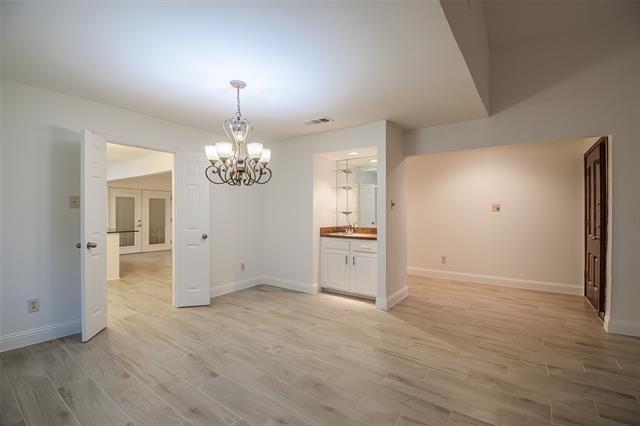 Building Photo - 3820 Flintridge Dr