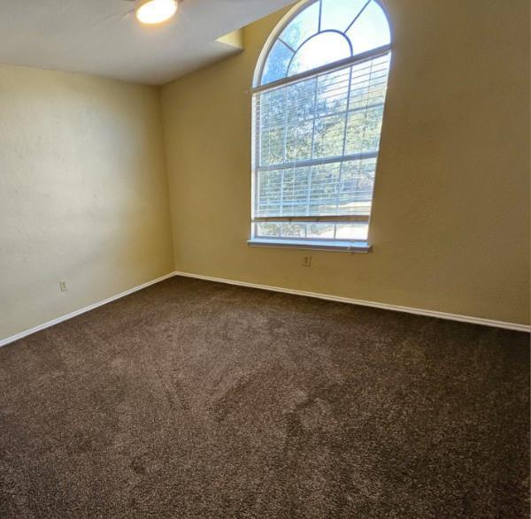 Building Photo - 132 Stephen Ln