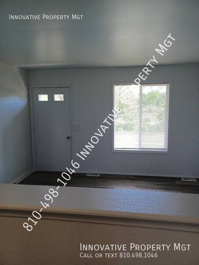 Building Photo - 3065 W Lake Rd