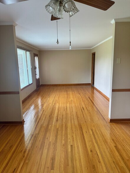 Building Photo - 2916 Windemere Cir