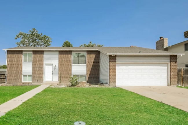 Primary Photo - 3557 E 115th Ave