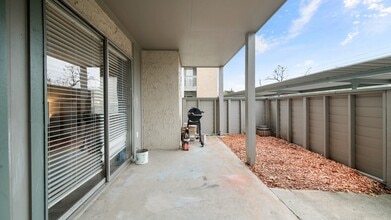 Building Photo - 260 El Dorado Blvd