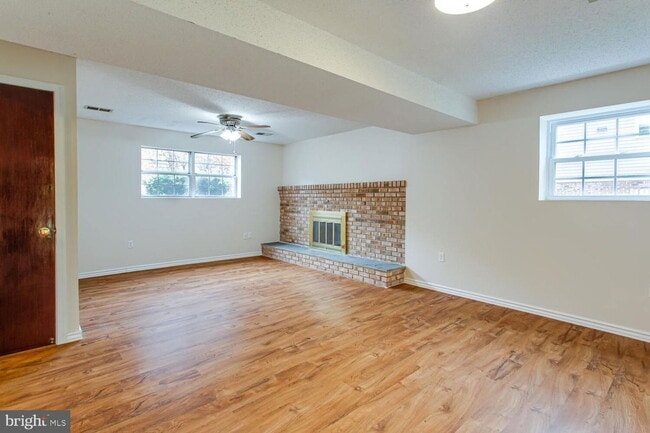 Building Photo - 1117 Ellingwood Dr