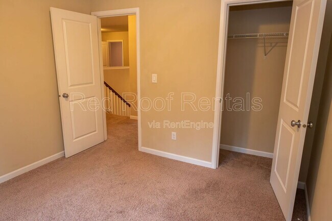 Building Photo - 4014 203rd St Ct E