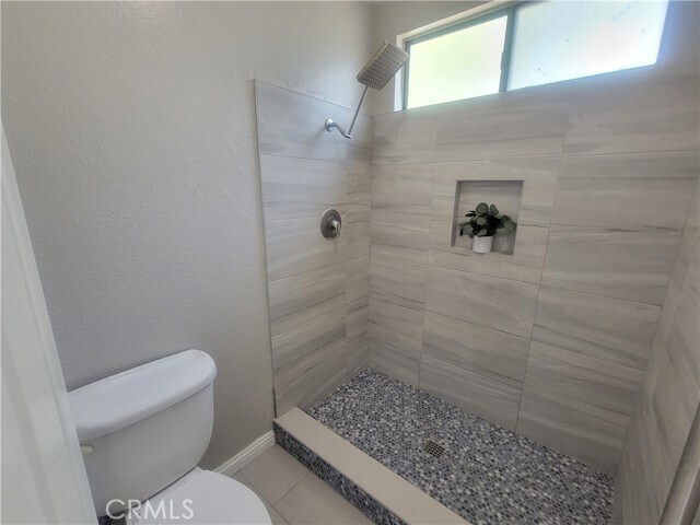 Building Photo - 28973 Willow Creek Ln