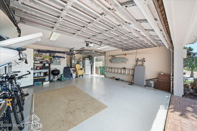 Building Photo - 7585 Jimmy Buffett Mem Hwy