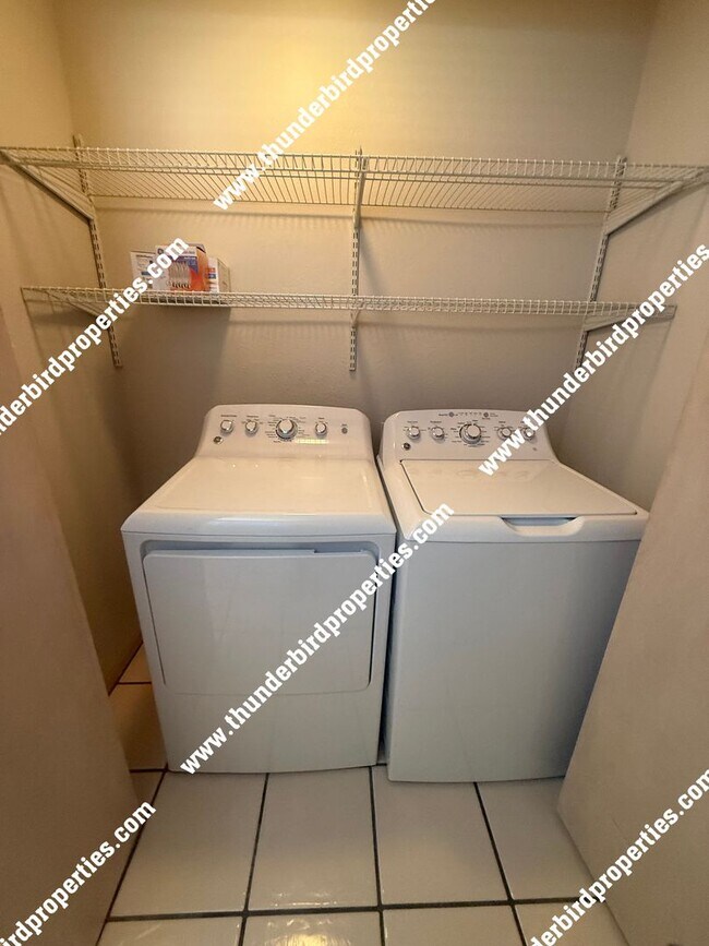 Building Photo - Sandia Heights - Off Tramway