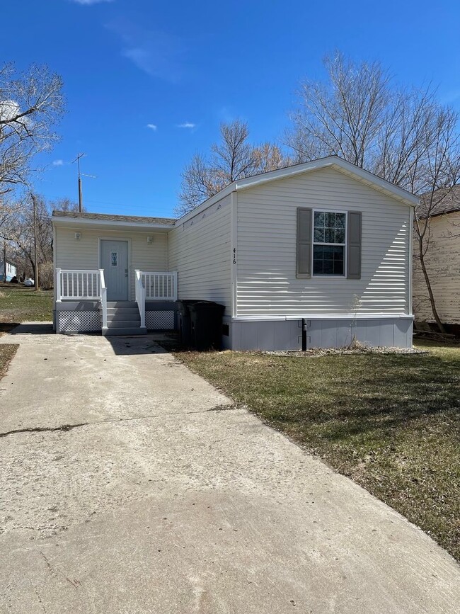 Primary Photo - 3 Bedroom House in Kenmare, ND!