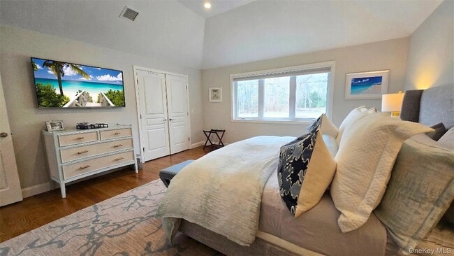 Building Photo - 13 Beach Land Ave