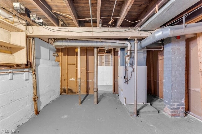 Building Photo - 1145 E 167th St