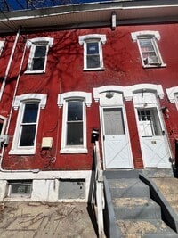 Building Photo - 3 Bedroom House plus finish Attic Train Station !