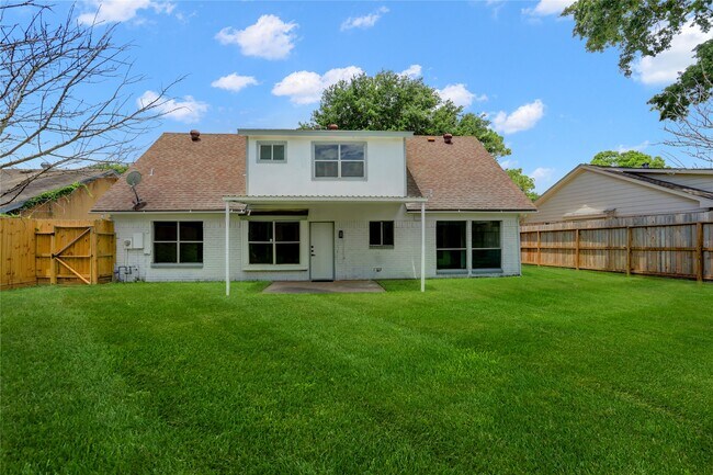 Building Photo - 7926 Windy Creek Dr