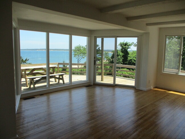 Building Photo - 49 Milina Dr