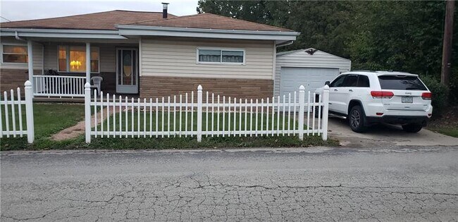 Building Photo - 87 Brown Rd