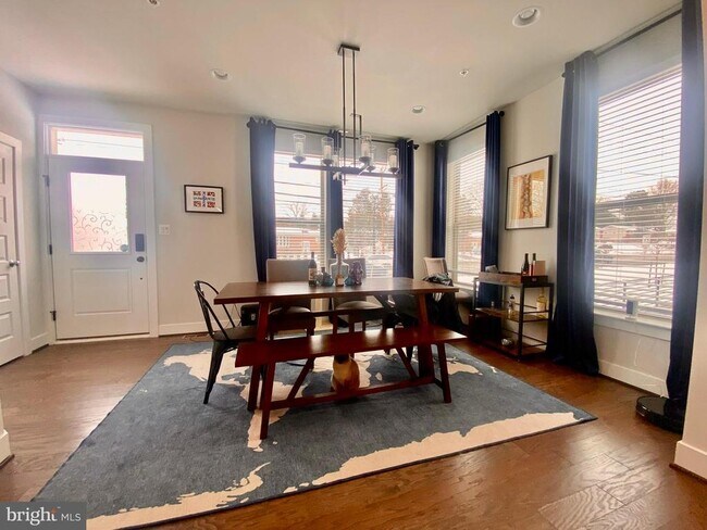 Building Photo - 5130 Randolph Rd