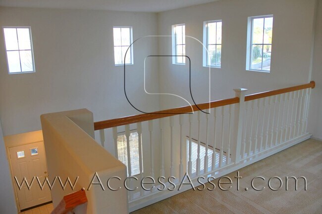 Building Photo - Spacious 3-Bedroom Temecula Home with Loft & Two-Car Garage