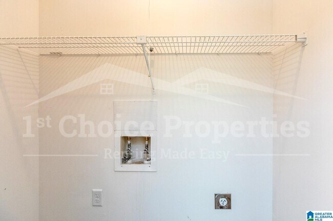 Building Photo - 203 Winterhaven Dr