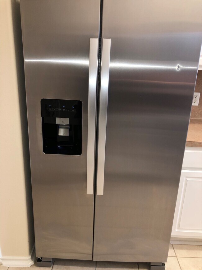 Building Photo - 5639 Stonecloud Ln