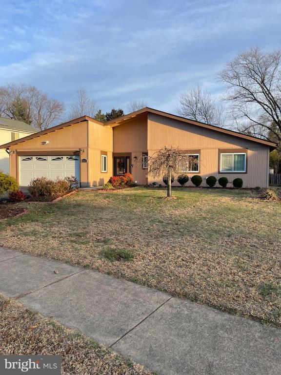 Building Photo - 2537 Oakhampton Pl