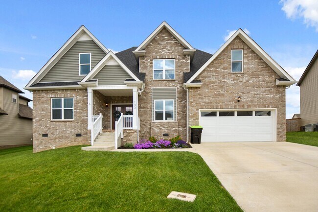 Primary Photo - Pet Friendly Three Bedroom with Bonus!