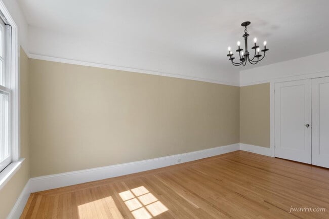Building Photo - 257 2nd Ave