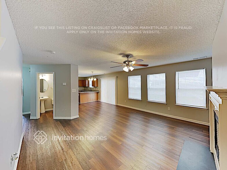 Building Photo - 10538 Plantain Ct