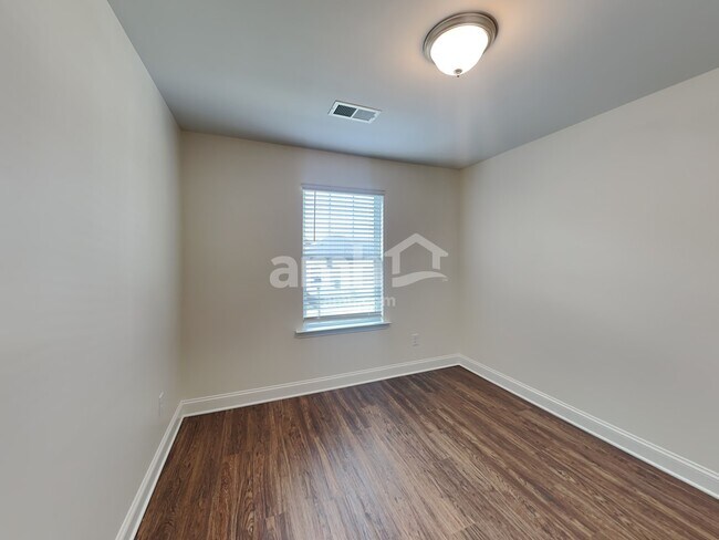 Building Photo - 3009 Hannah Rae Ct