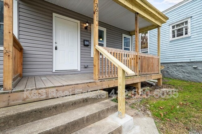 Building Photo - 3611 Baytree St