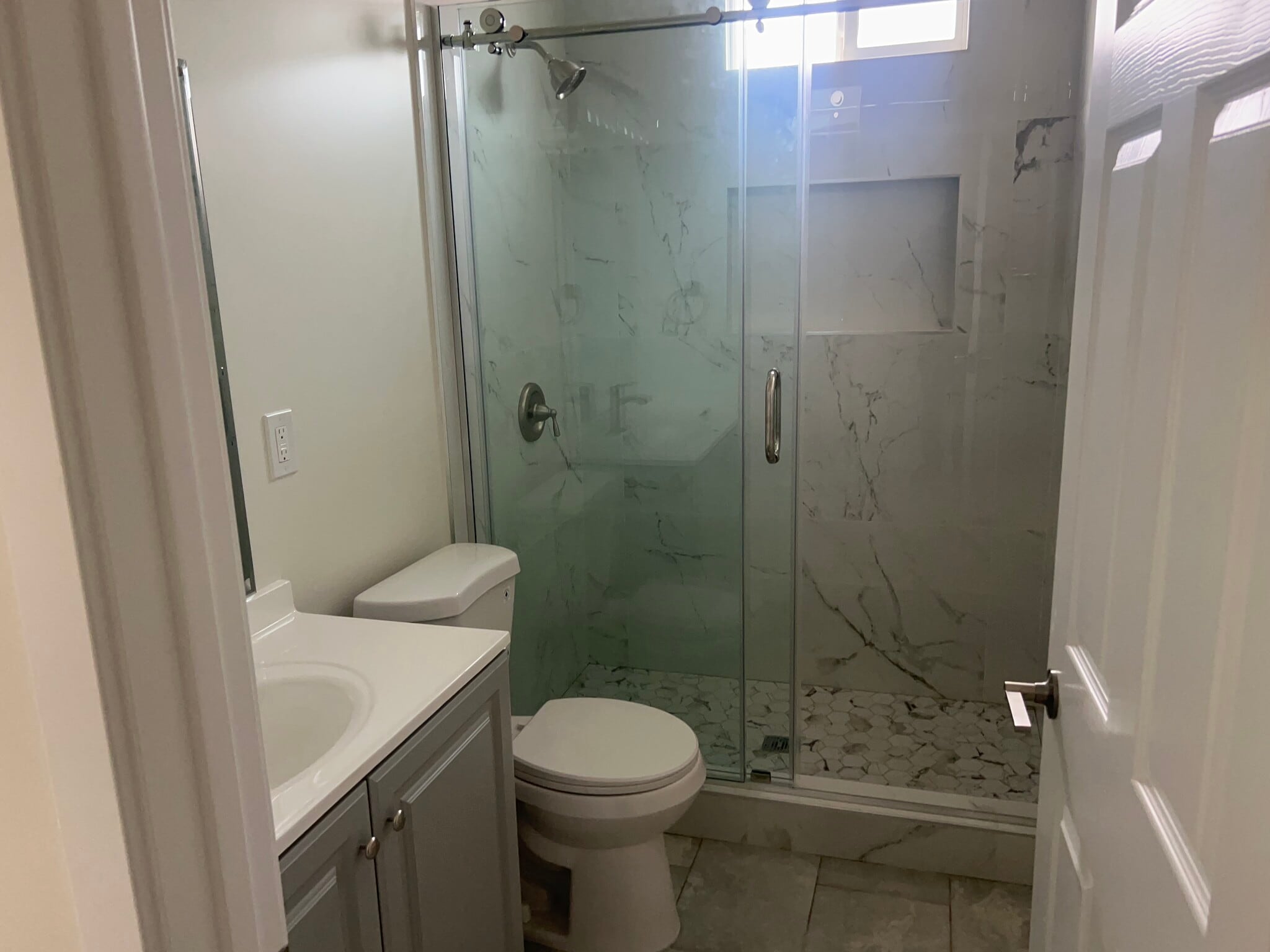 Building Photo - 8418 Stewart and Gray Rd