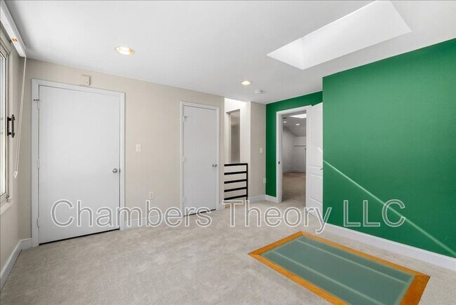 Building Photo - 2355 Ashmead Pl NW