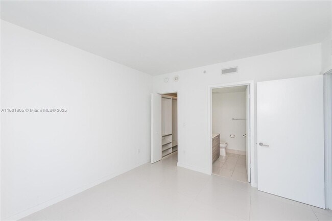 Building Photo - 1300 S Miami Ave