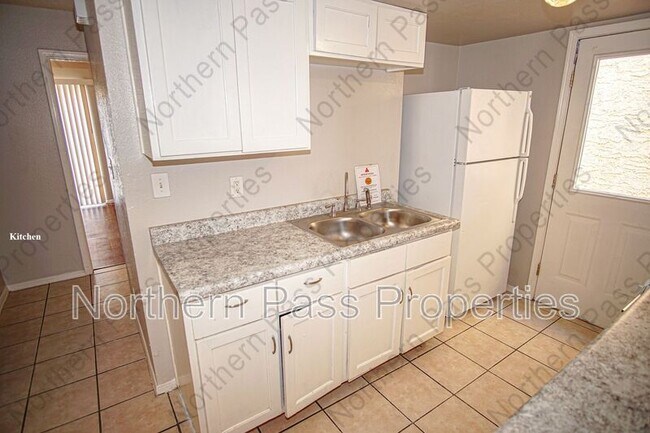 Building Photo - 11026 Splendor Ct