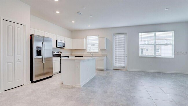 Building Photo - 151 Bogey Dr