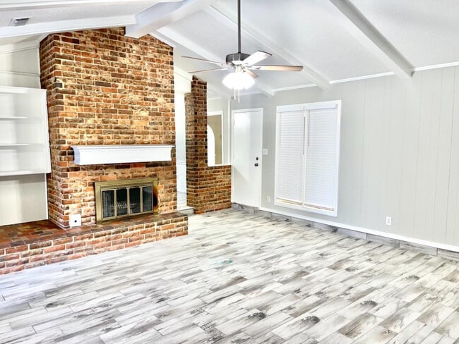 Building Photo - 4601 76th St