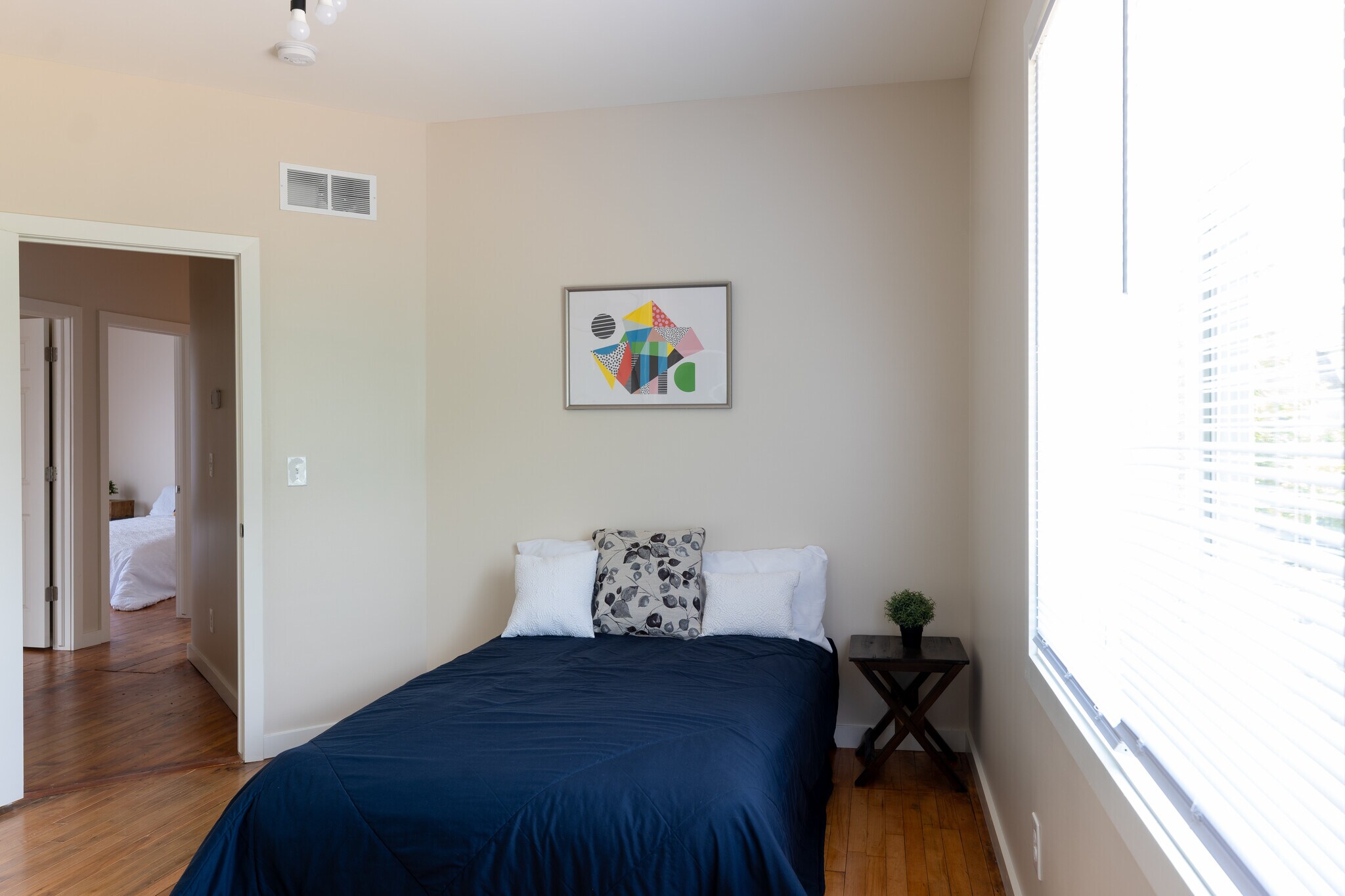 Building Photo - 718 Hazelwood St