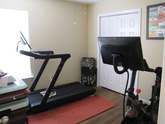 Building Photo - 8 Evanwald Ct