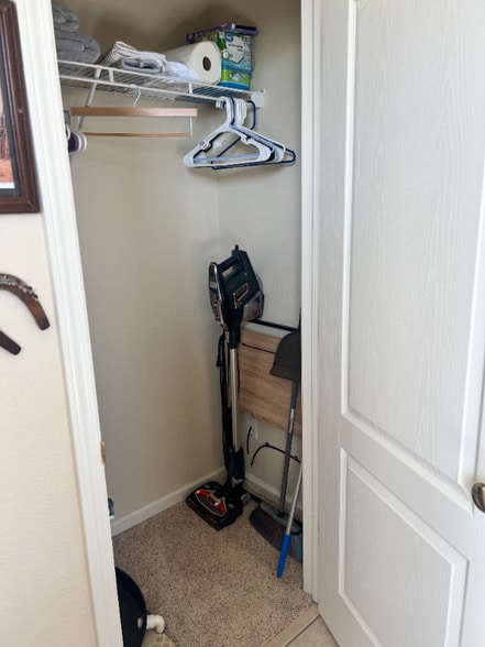 Building Photo - 1543 High Point Ct