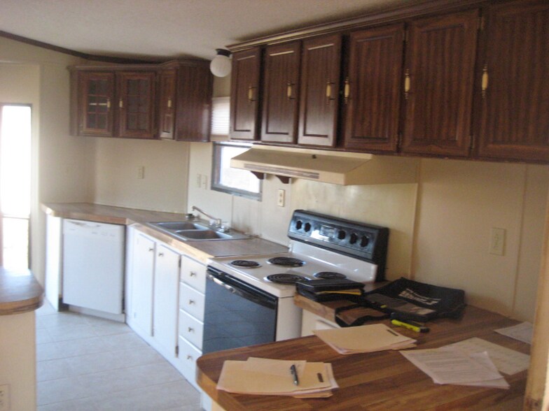 Building Photo - 488 Will Holt Rd