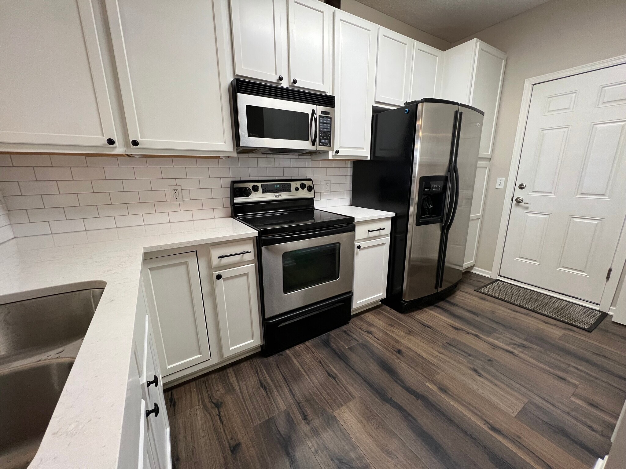 Building Photo - 14265 Banyan Ln