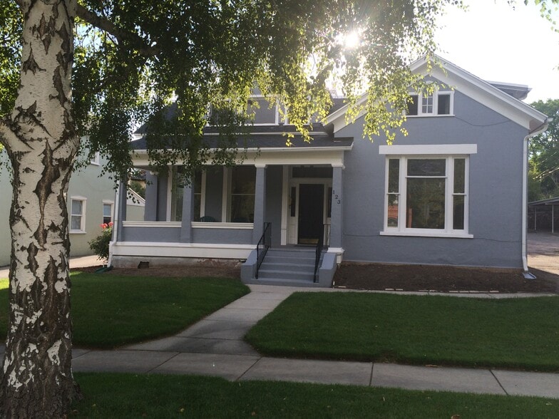 Primary Photo - 123 C St