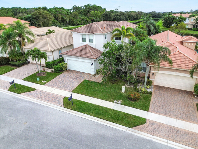 Building Photo - 143 Isle Verde Way