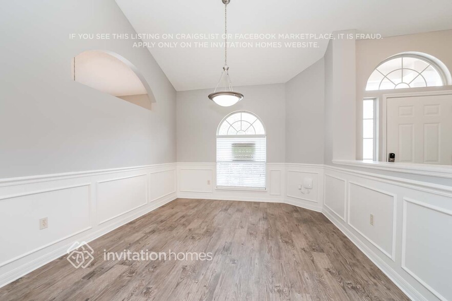 Building Photo - 1588 Winston Ln