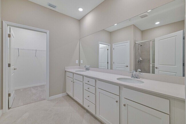 Building Photo - NEW CONSTRUCTION - 2/2 + Loft & 1 Car Garage in Ibis Landing!