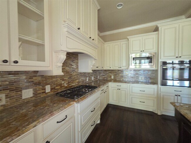 Building Photo - 14 Jonquil Pl