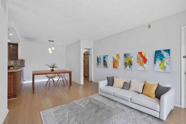 Primary Photo - 130 Cypress Club Dr