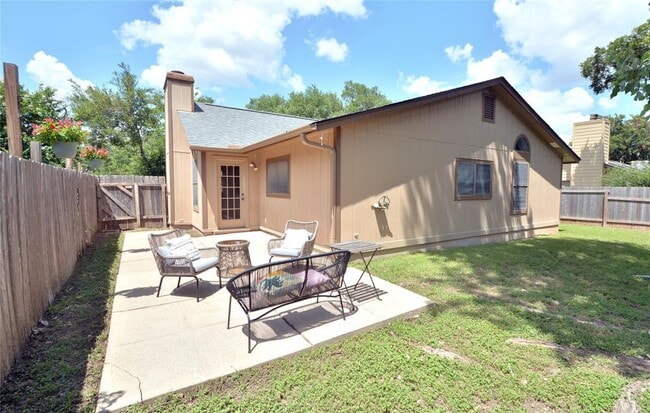 Building Photo - 3013 Cottonweed Trail