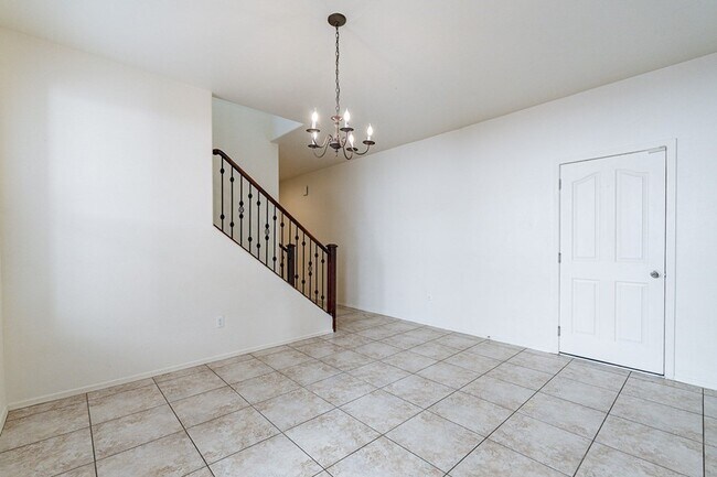 Building Photo - Charming 3-Bed Home with Loft & Great Comm...